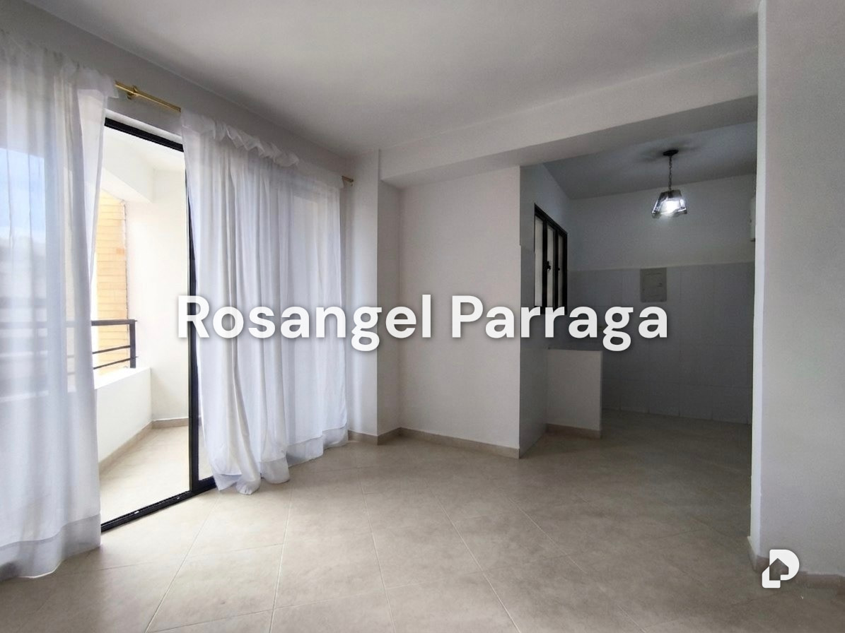Apartamento en El Parral, Valencia – 4
