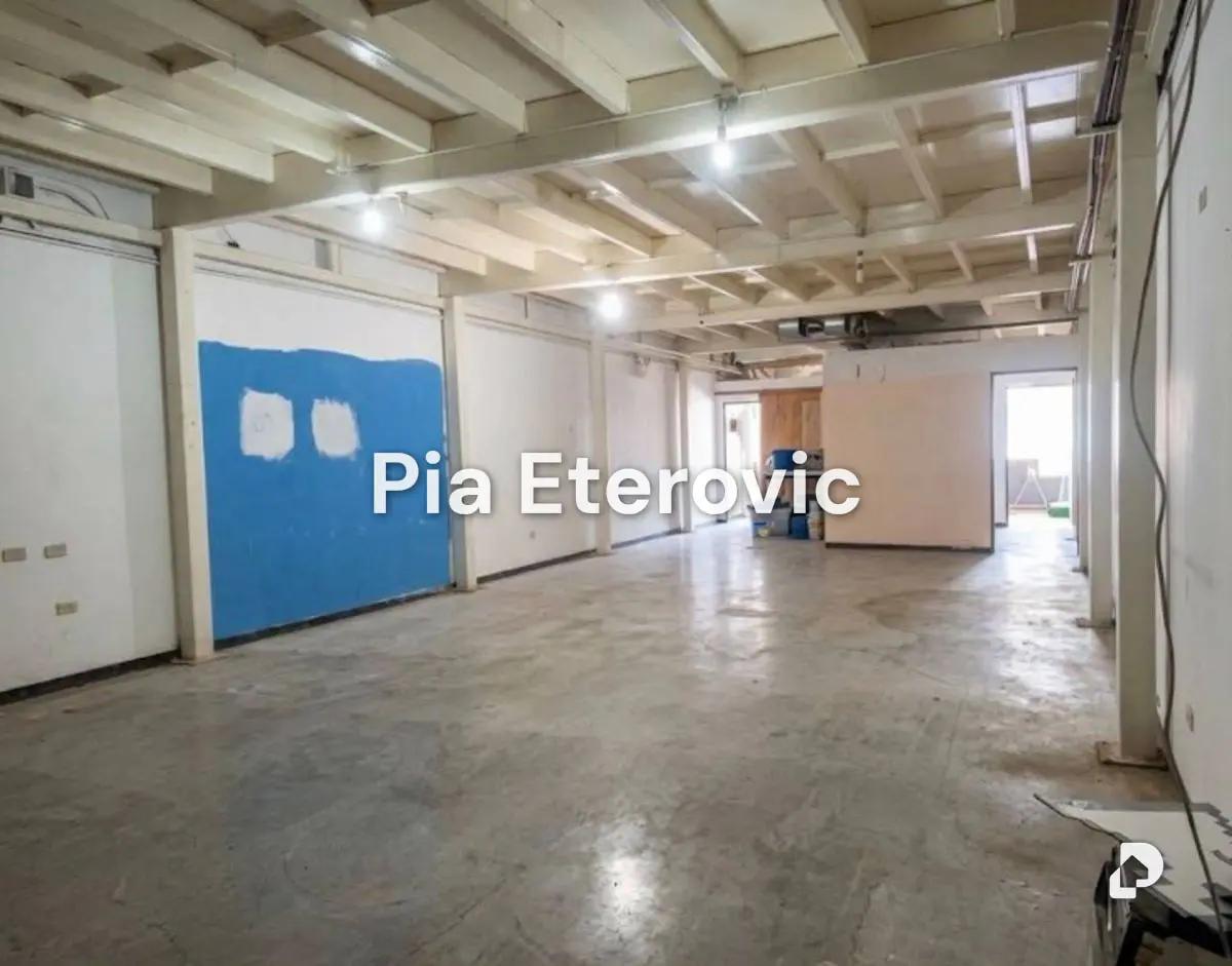 Local comercial en Valencia – 12