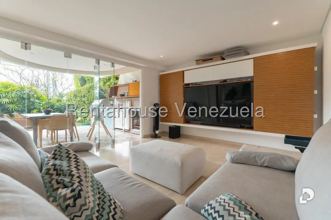Apartamento en Santa Rosa de Lima, Caracas – 30