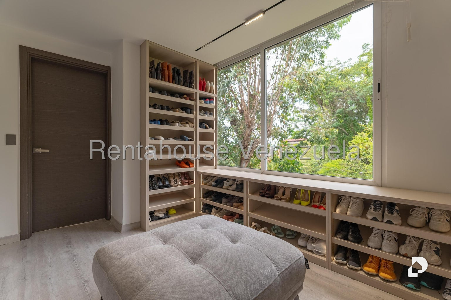 Apartamento en Las Esmeraldas, Caracas