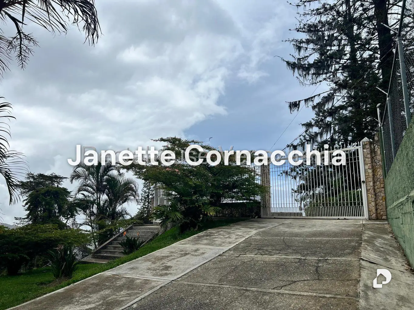 Casa en El Junko, Caracas – 21
