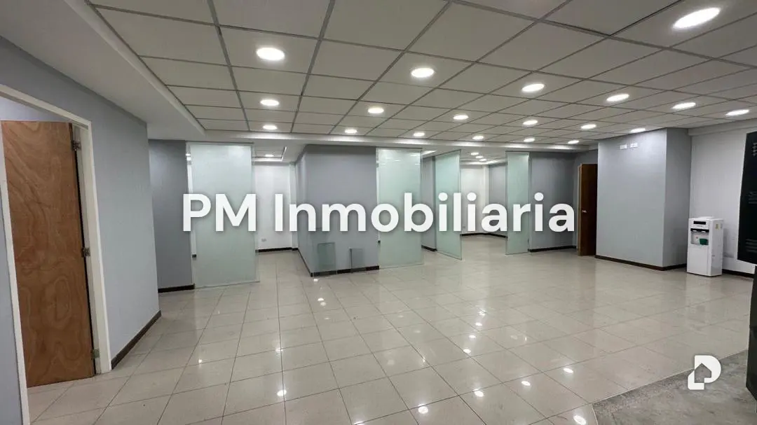 Commercial space in La California Norte, Caracas – 6