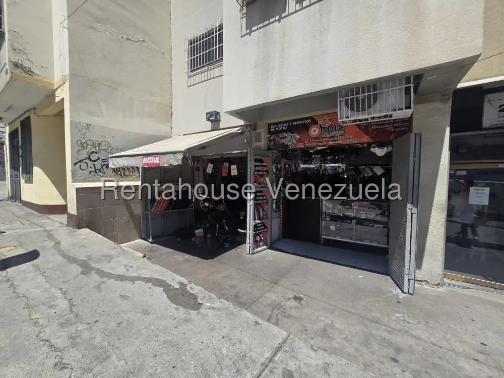 Local comercial en Parroquia La Candelaria, Caracas - 1