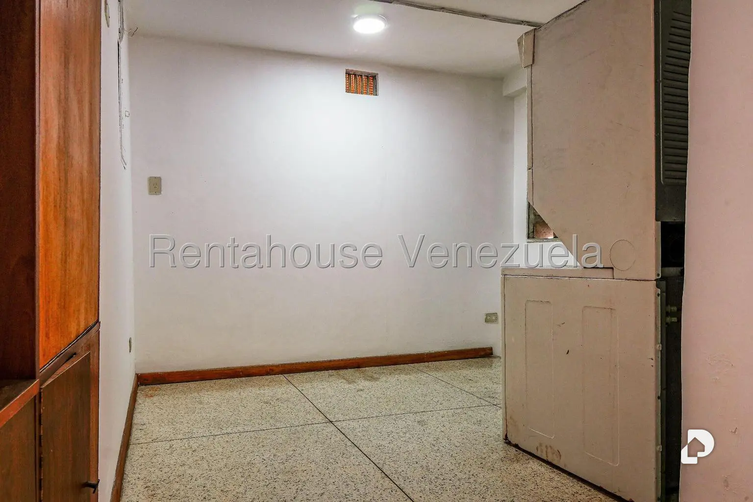 Edificio en Colinas de Bello Monte, Caracas – 29