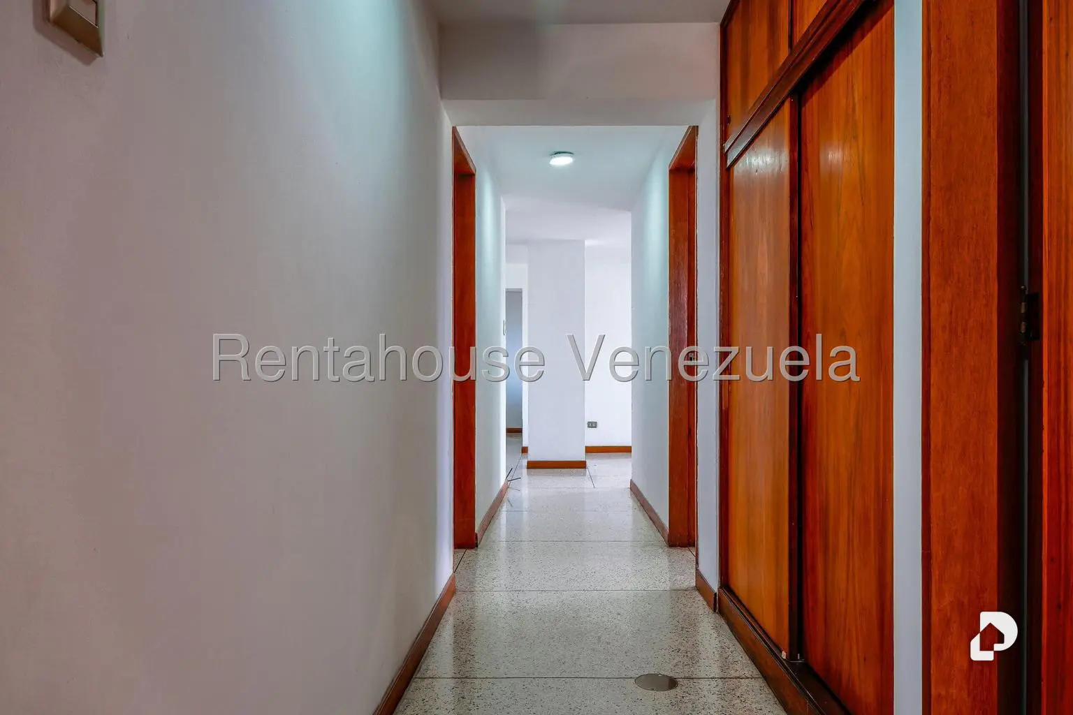 Edificio en Colinas de Bello Monte, Caracas – 21
