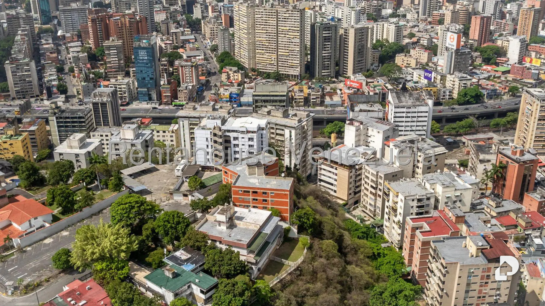 Edificio en Colinas de Bello Monte, Caracas – 4