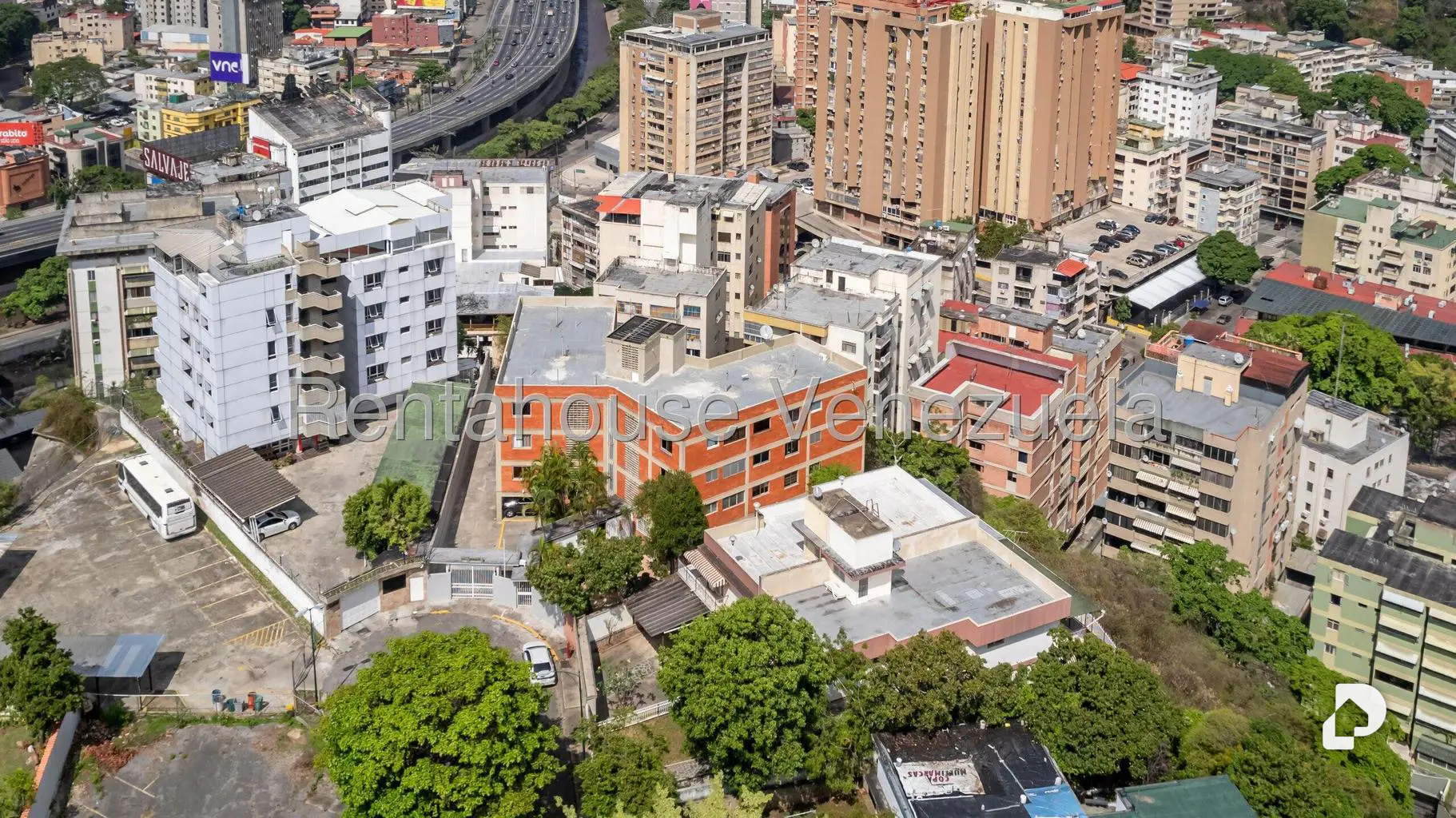 Edificio en Colinas de Bello Monte, Caracas – 2