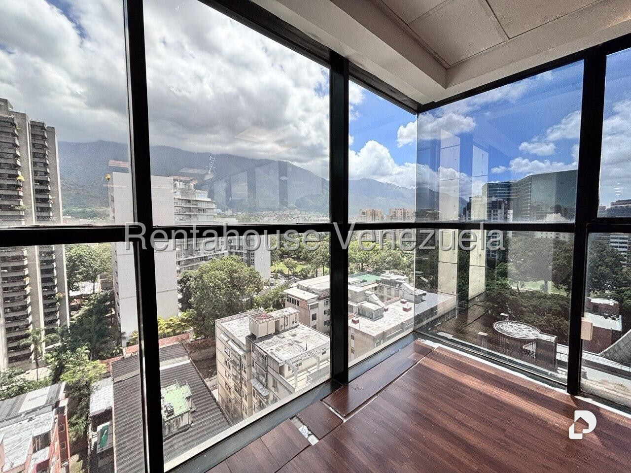 Local comercial en El Bosque, Caracas – 20
