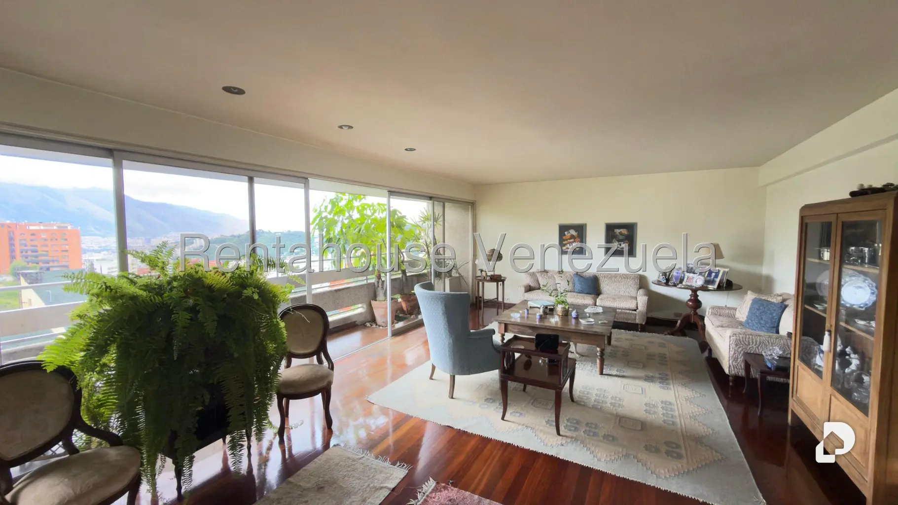 Apartamento en La Alameda, Caracas – 2