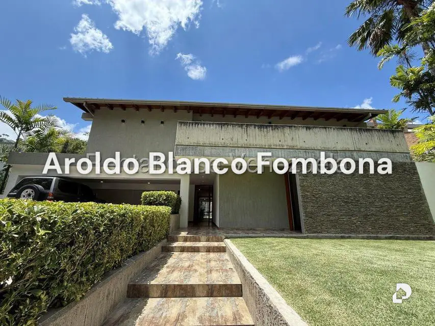 Casa en Colinas de Tamanaco, Caracas – 21