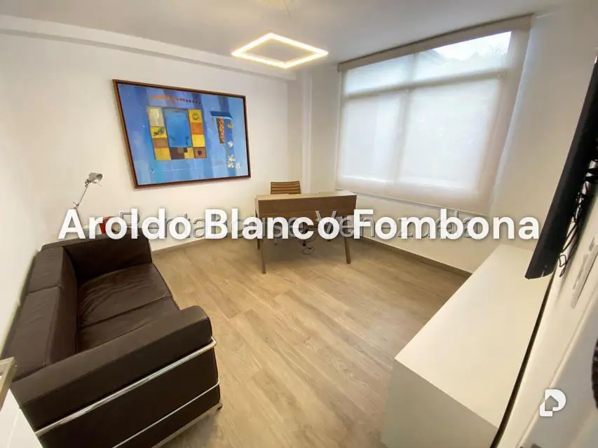 Casa en Colinas de Tamanaco, Caracas – 27