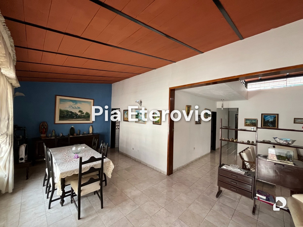 Casa en Parroquia Urbana San José, Valencia – 2