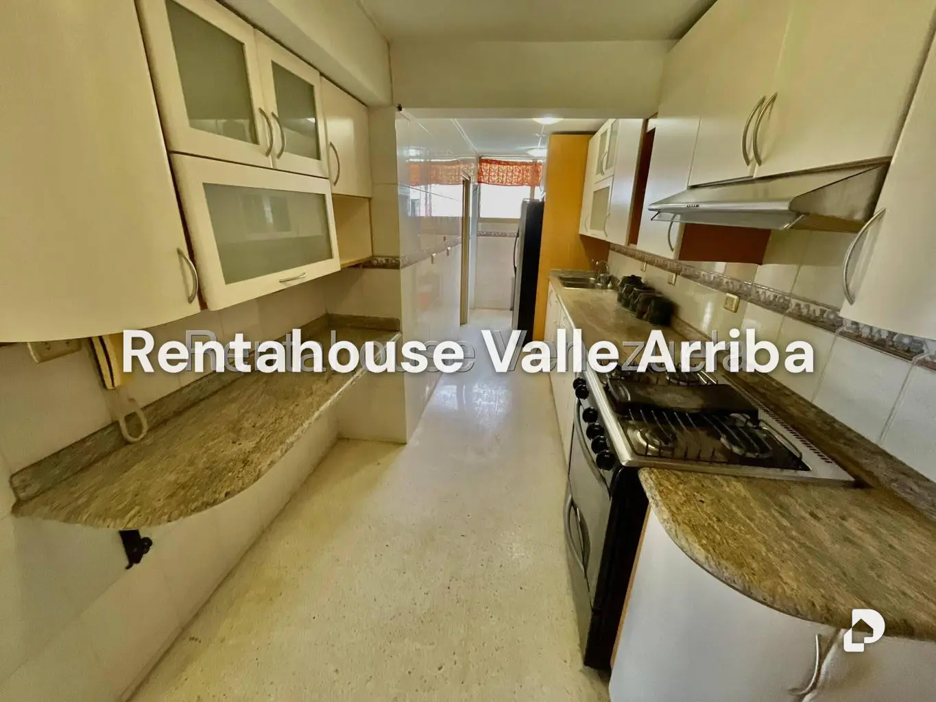 Apartamento en Santa Fe Norte, Caracas – 18