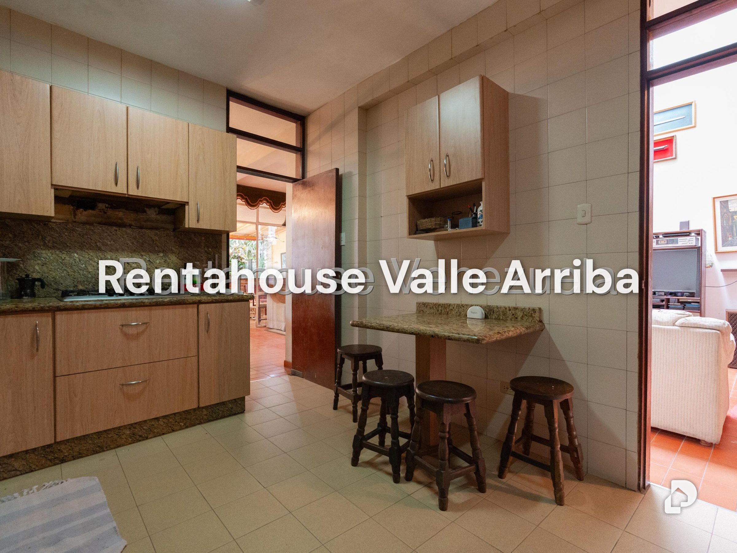 House in El Cafetal, Caracas – 9