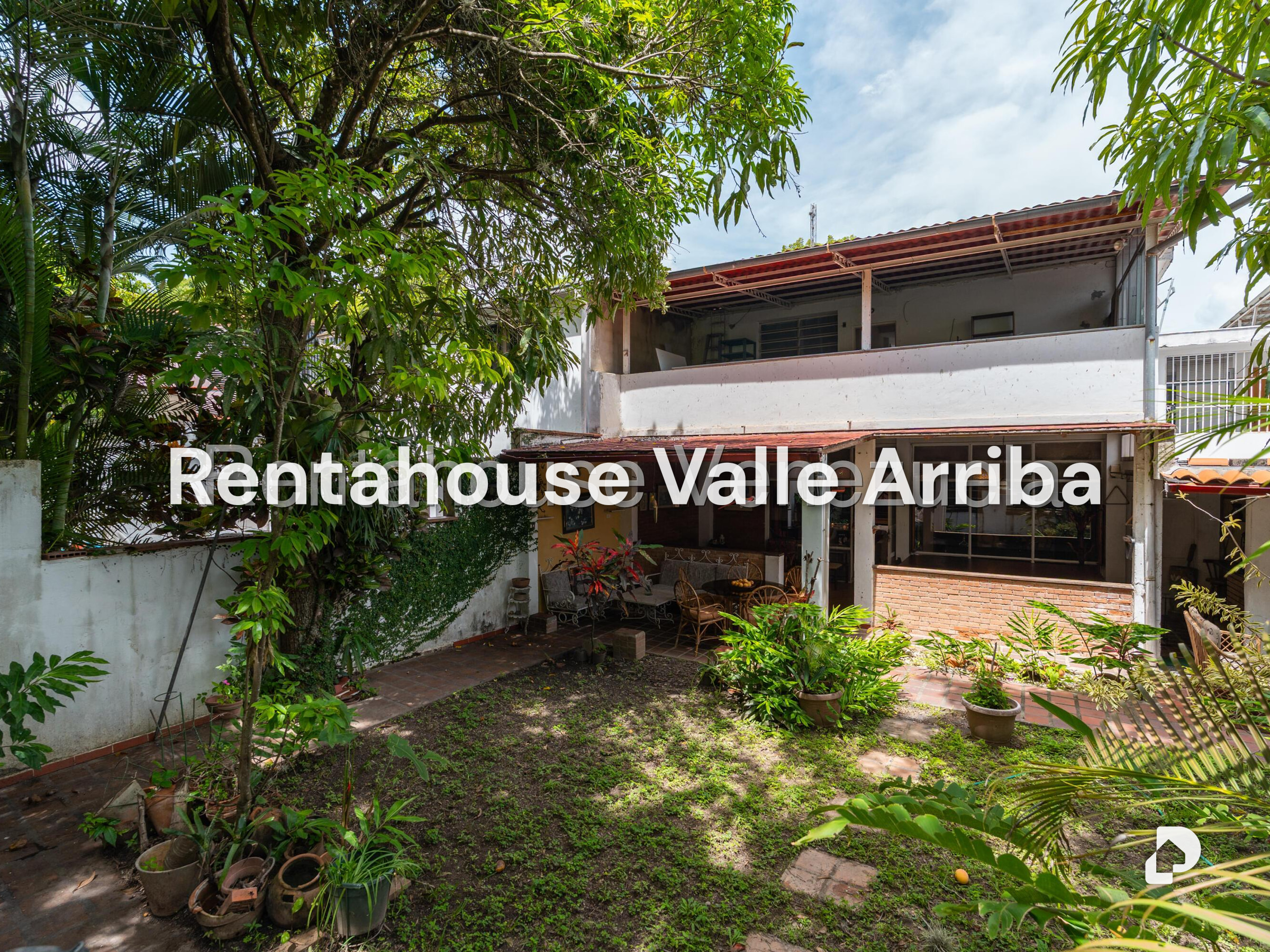 House in El Cafetal, Caracas – 23