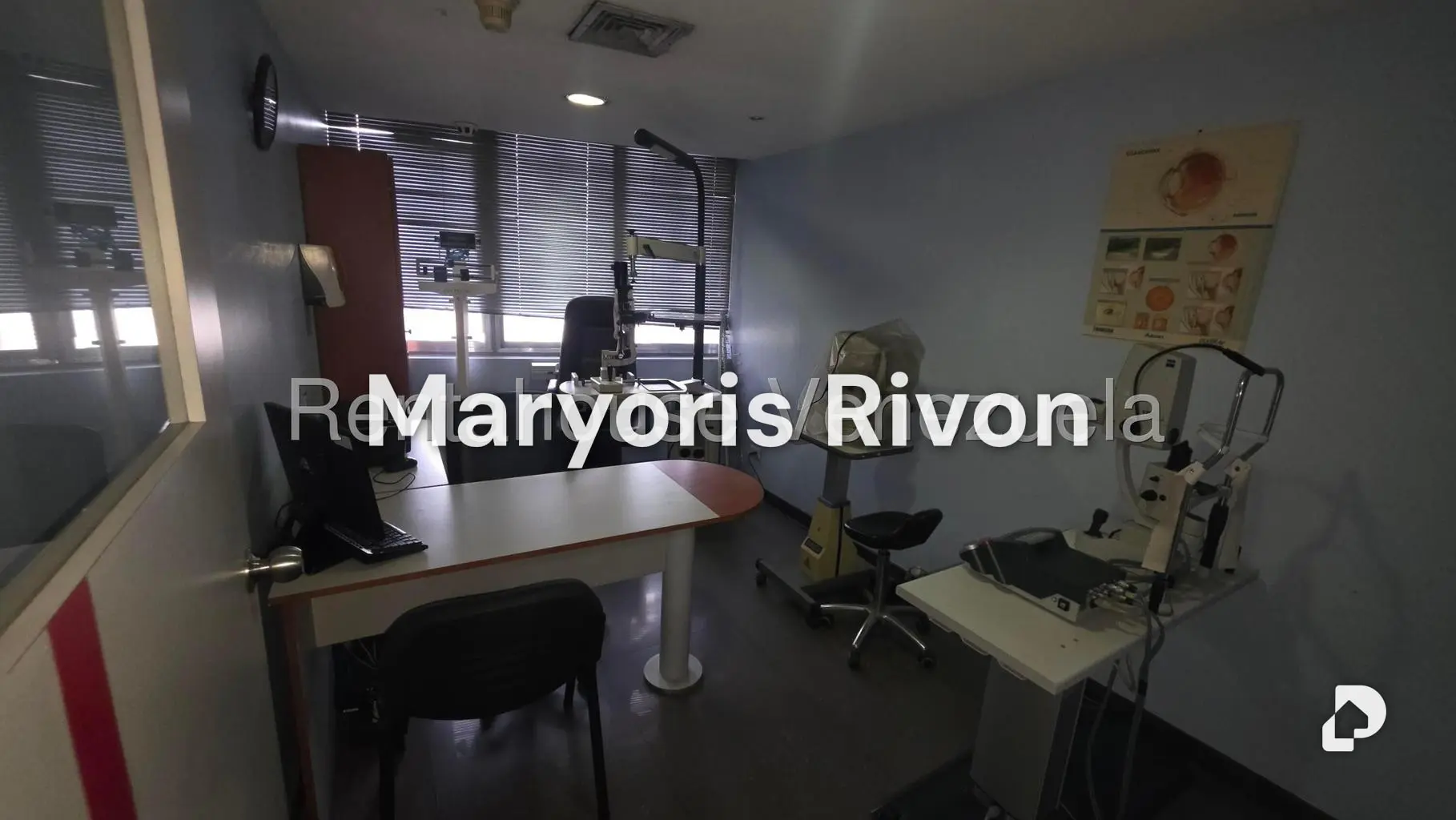 Local comercial en Parroquia Catedral, Caracas – 25