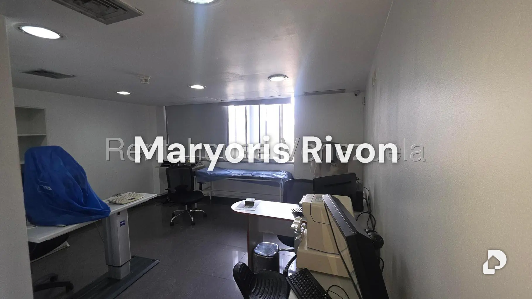 Local comercial en Parroquia Catedral, Caracas – 27