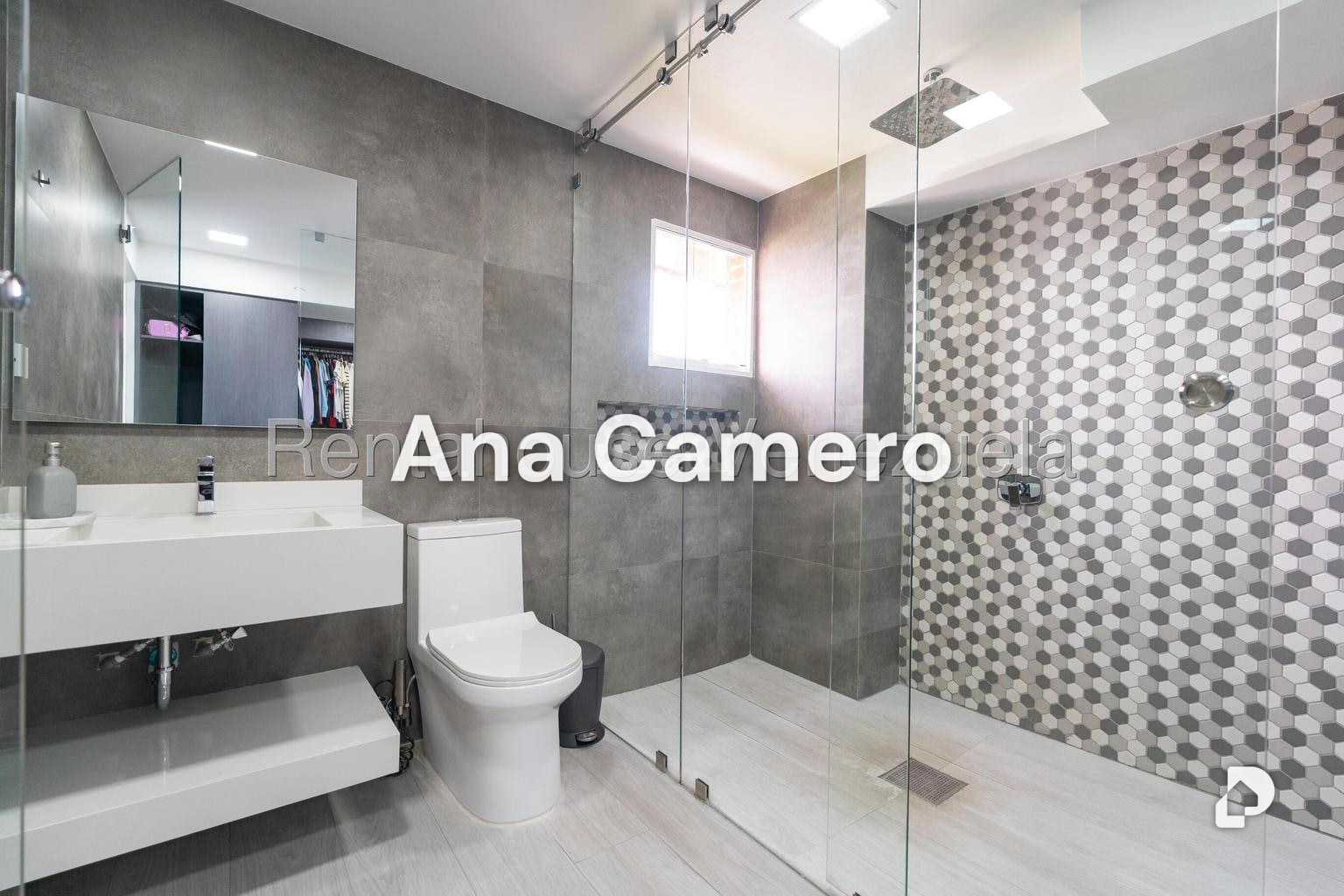 Penthouse en Urbanización Colinas de Los Chaguaramos, Caracas – 22