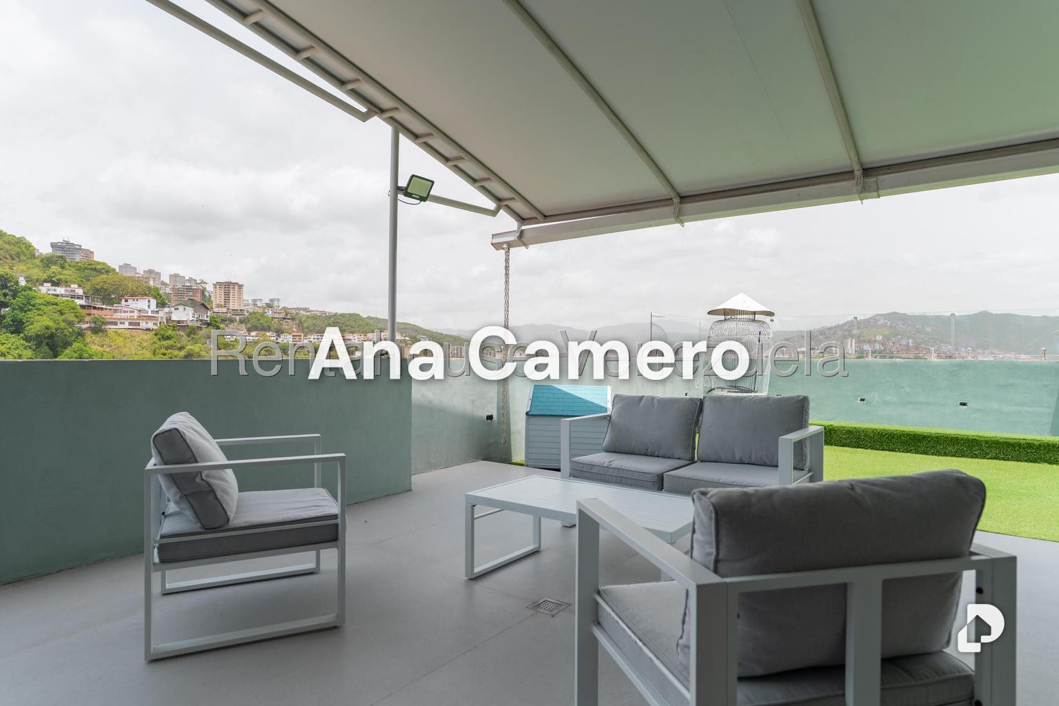 Penthouse en Urbanización Colinas de Los Chaguaramos, Caracas – 30