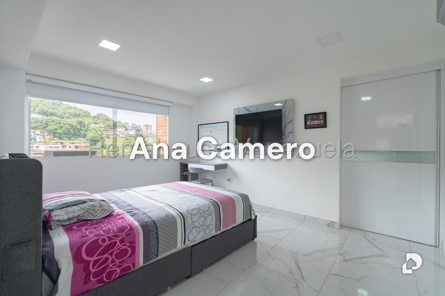 Penthouse en Urbanización Colinas de Los Chaguaramos, Caracas – 13