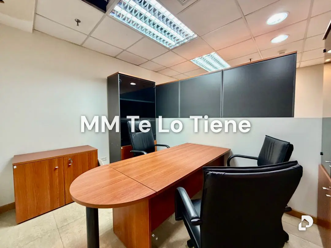 Oficina en Las Mercedes, Caracas – 19