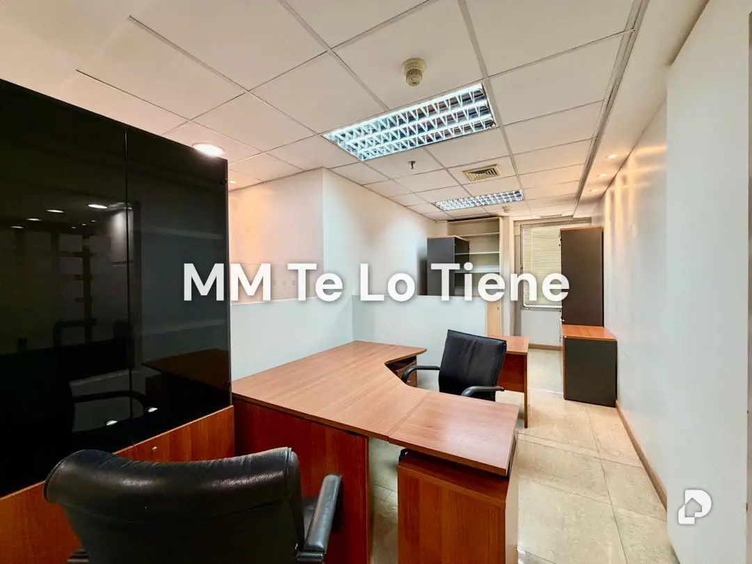 Oficina en Las Mercedes, Caracas – 8