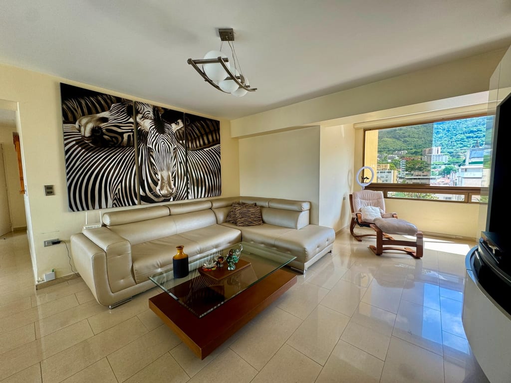 Apartamento en Los Palos Grandes, Caracas - 1