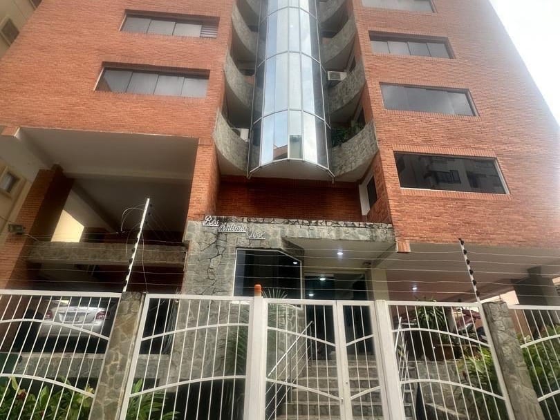 Apartamento en Urbanización San Isidro, Maracay - 1
