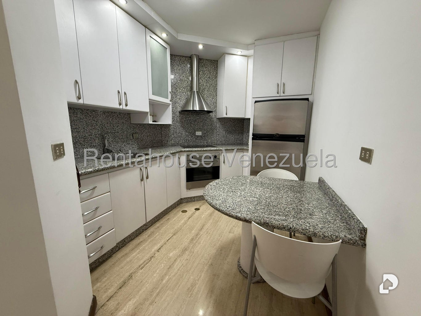 Apartamento en Campo Alegre, Caracas – 22