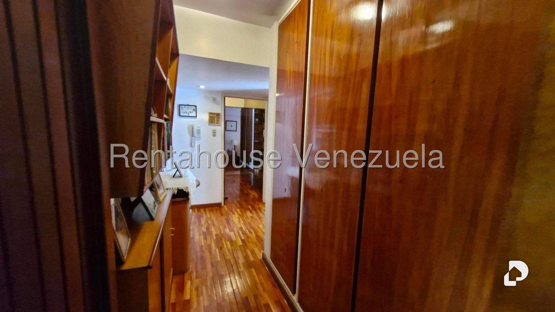 Apartamento en Los Dos Caminos, Caracas – 20