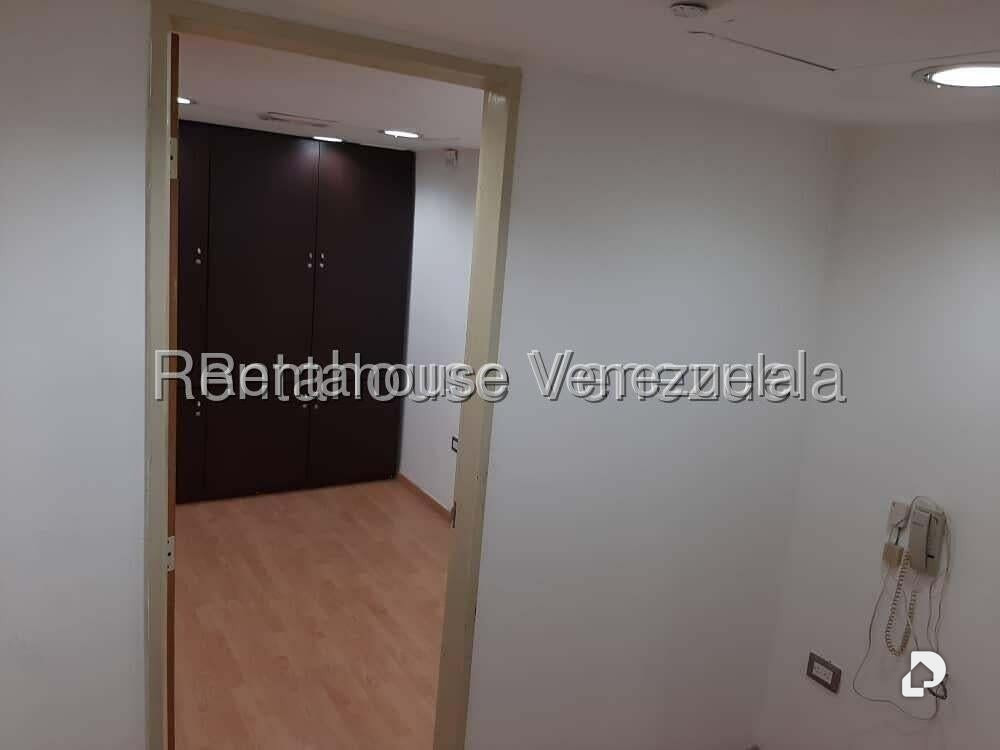 Oficina en Chuao, Caracas – 7