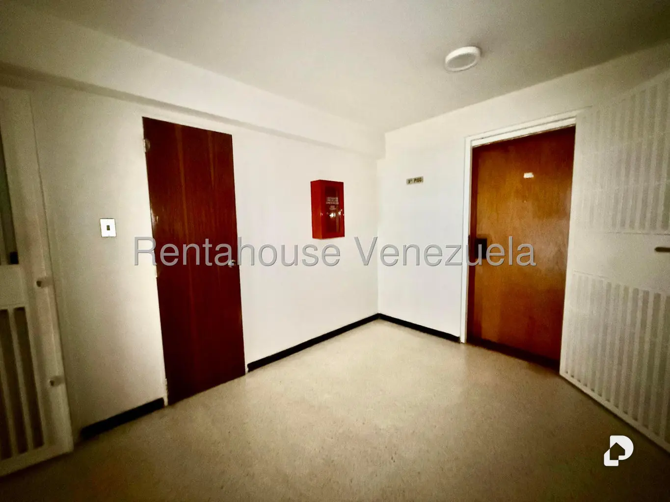 Apartamento en El Cafetal, Caracas – 2