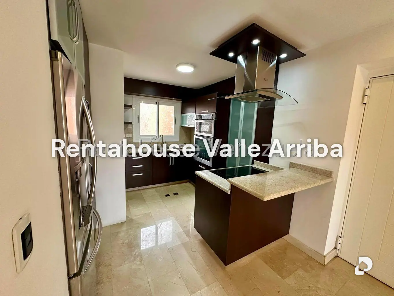 Apartamento en El Rosal, Caracas – 11