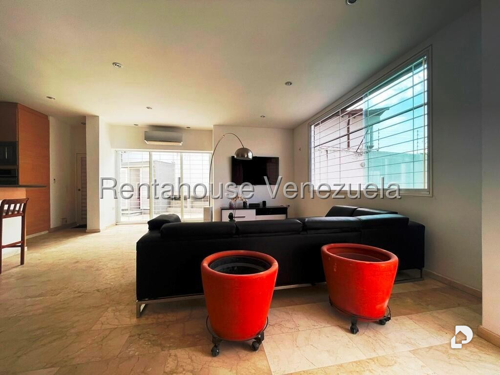 Casa en Alto Prado, Caracas – 14
