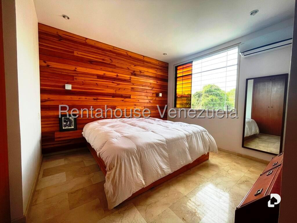 Casa en Alto Prado, Caracas – 9