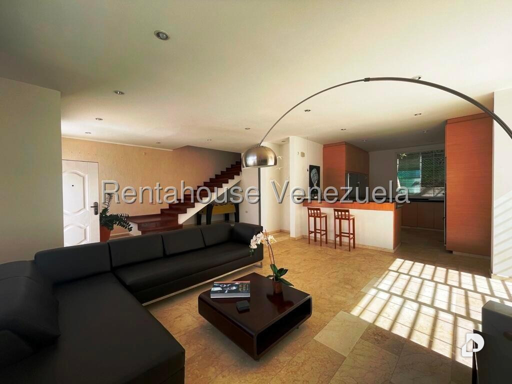 Casa en Alto Prado, Caracas – 21
