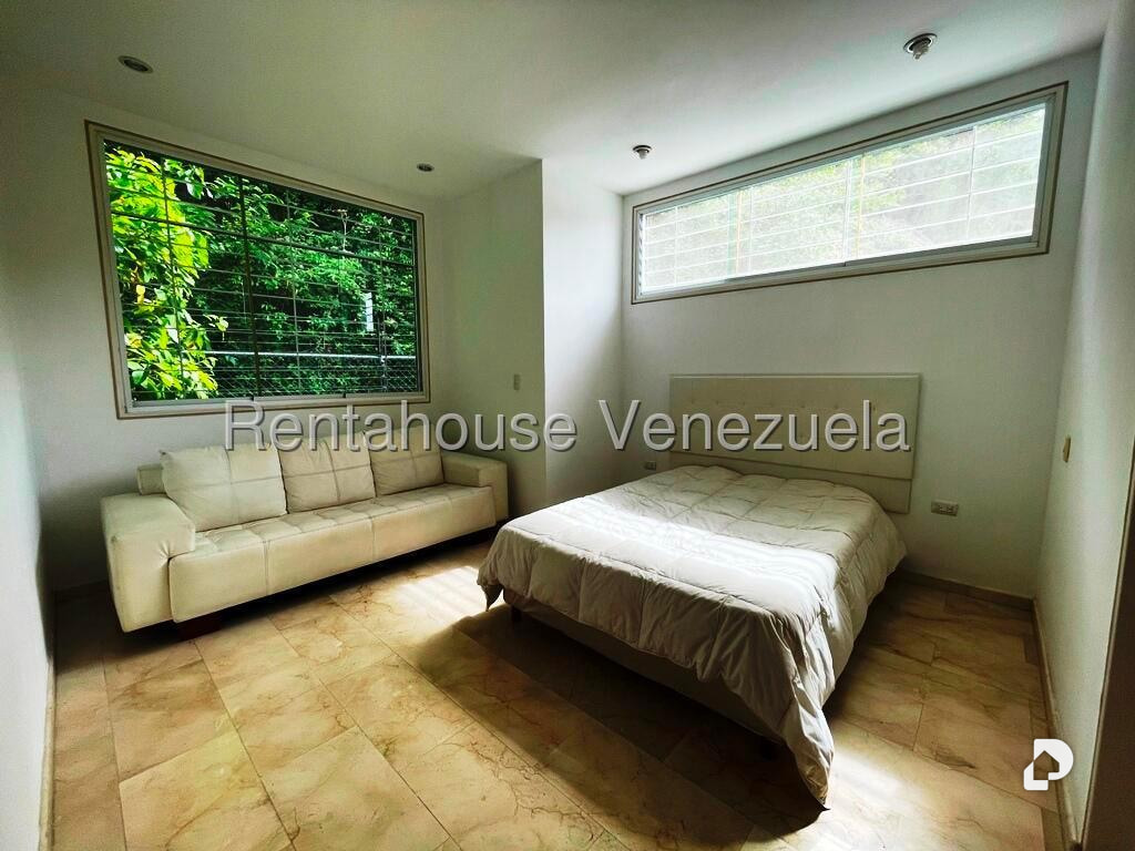 Casa en Alto Prado, Caracas – 8