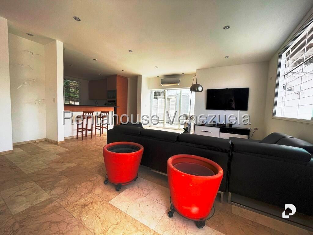 Casa en Alto Prado, Caracas – 19