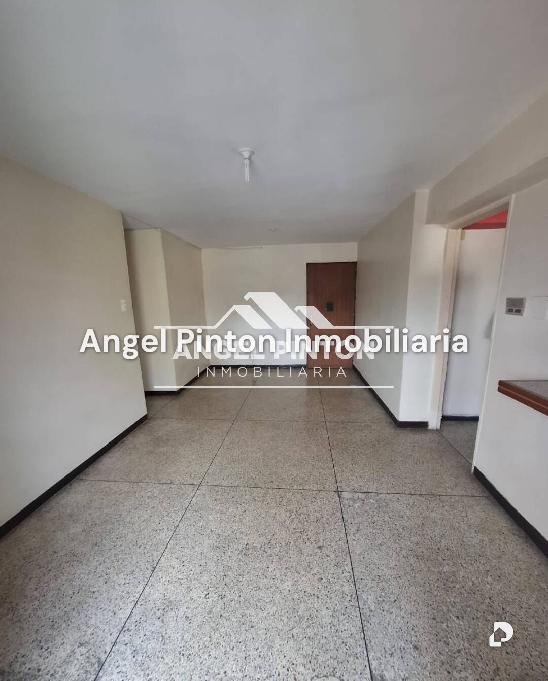 Apartamento en Avenida Baralt, Caracas – 13