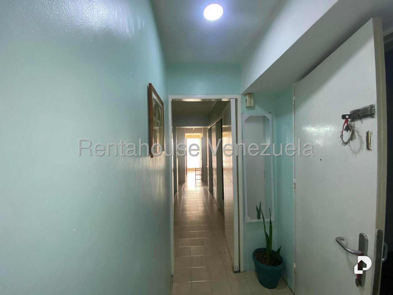 Apartamento en Parroquia La Candelaria, Caracas – 18