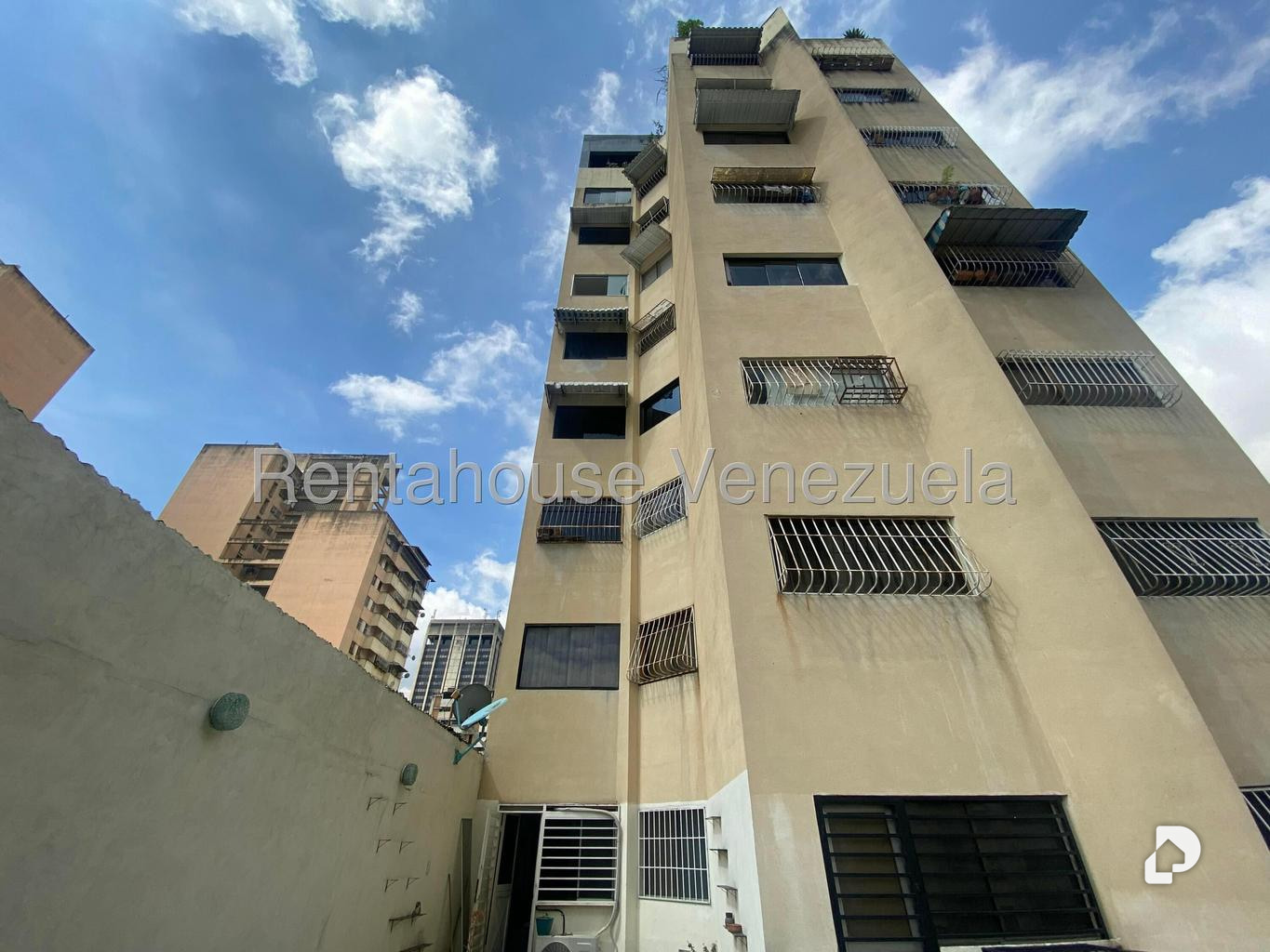 Apartamento en Parroquia La Candelaria, Caracas – 16