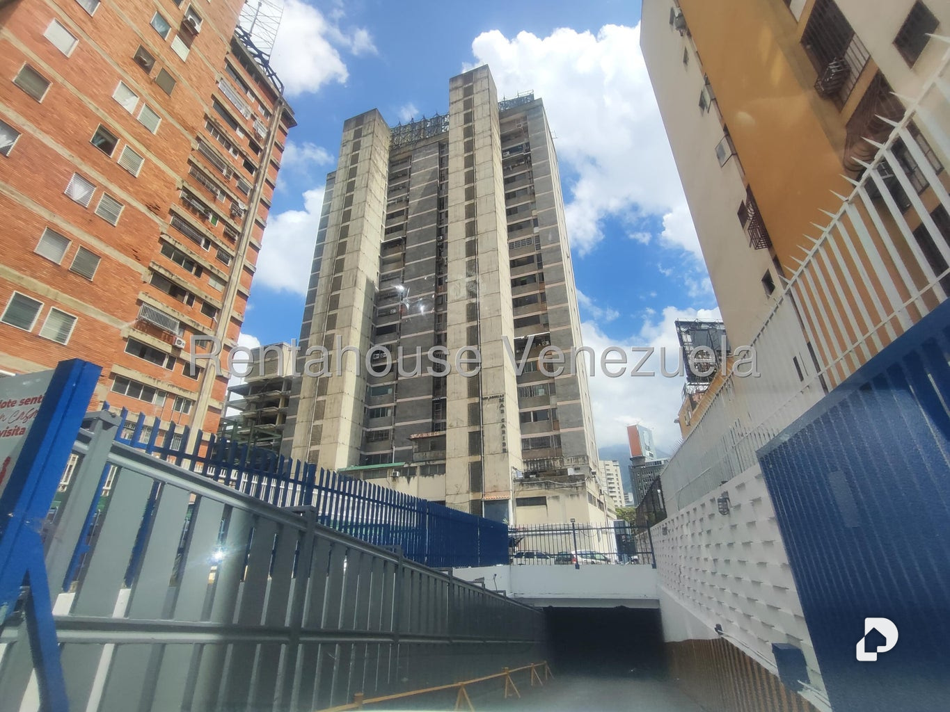 Apartamento en Colinas de Bello Monte, Caracas – 24