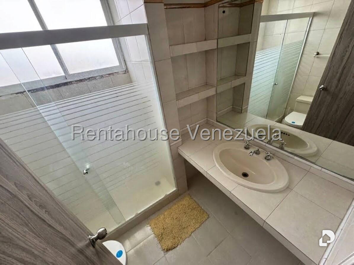 Apartamento en Colinas de Bello Monte, Caracas – 12
