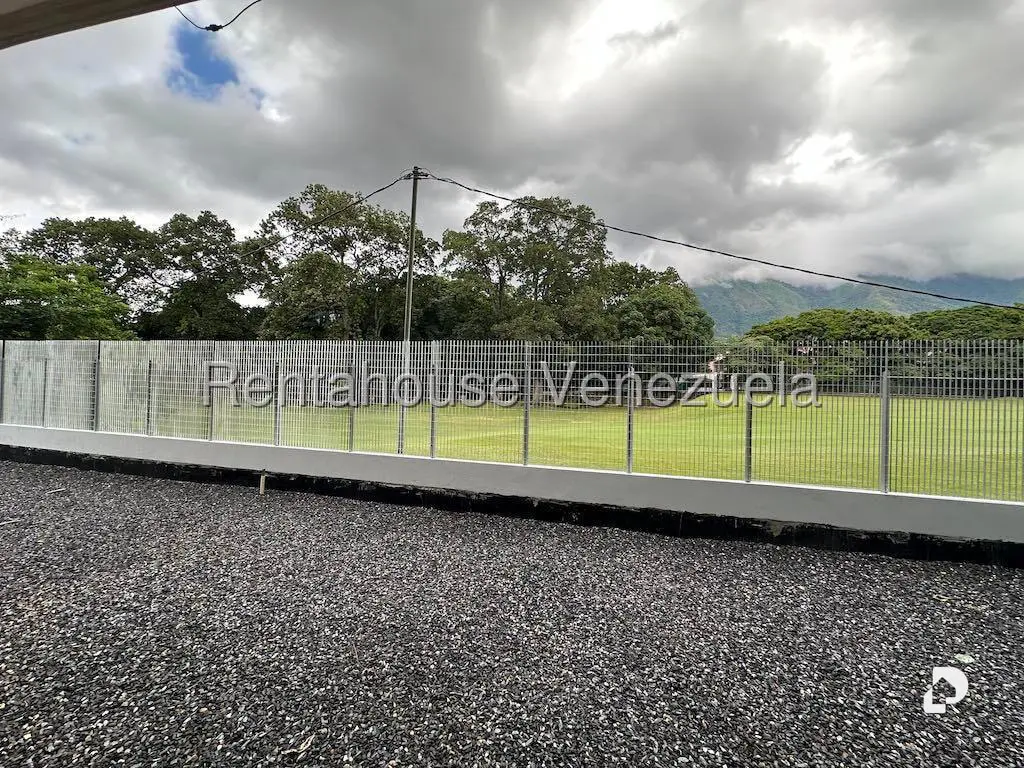 Apartamento en Campo Alegre, Caracas – 13