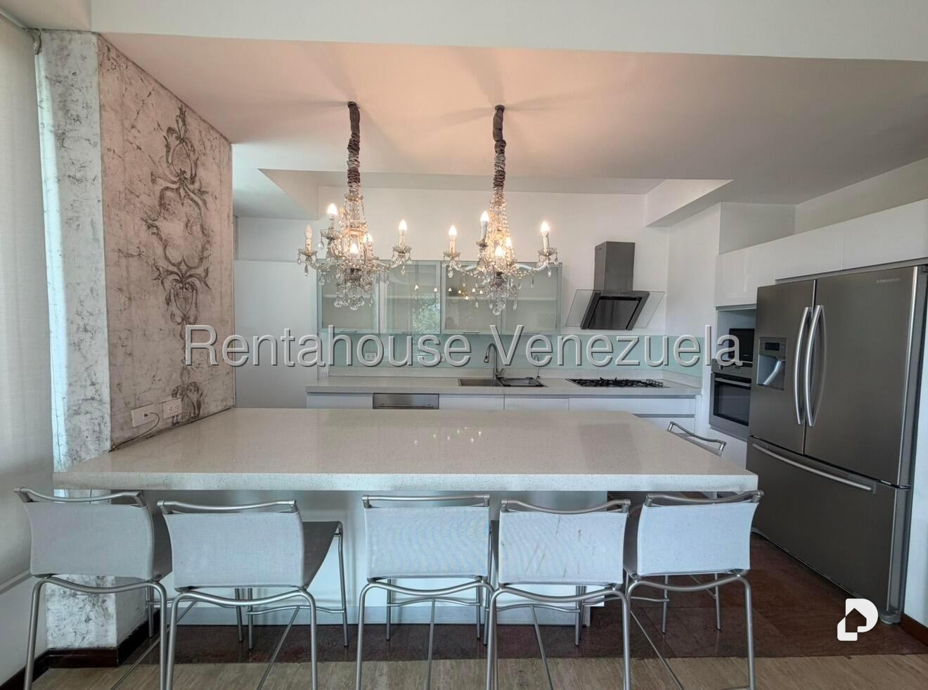 Apartamento en Las Mesetas de Santa Rosa de Lima, Caracas – 6