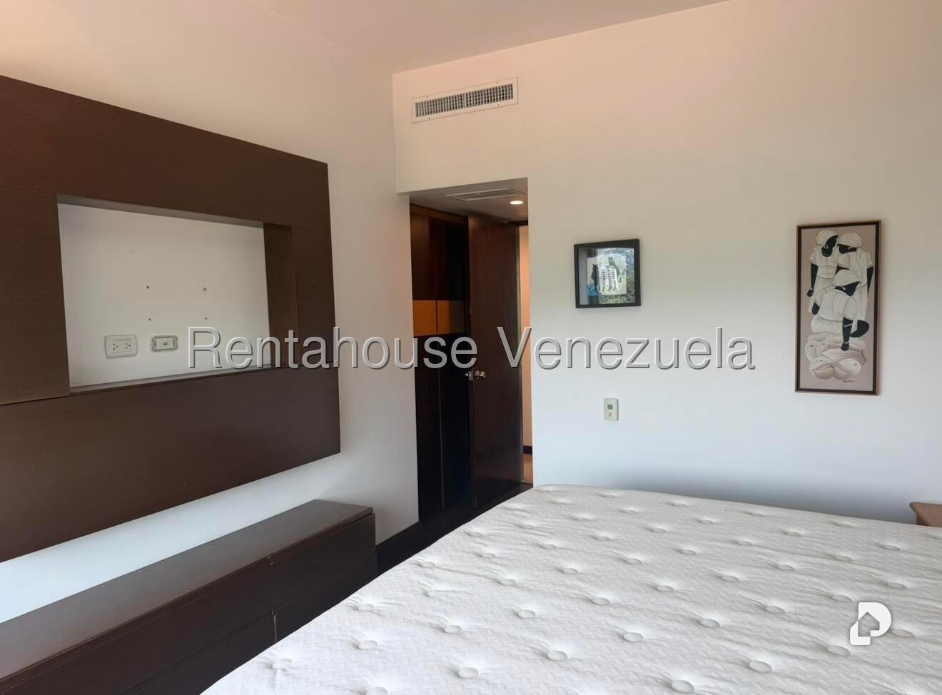 Apartamento en Las Mesetas de Santa Rosa de Lima, Caracas – 14