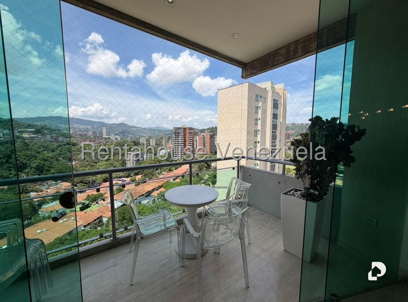 Apartamento en Las Mesetas de Santa Rosa de Lima, Caracas – 5