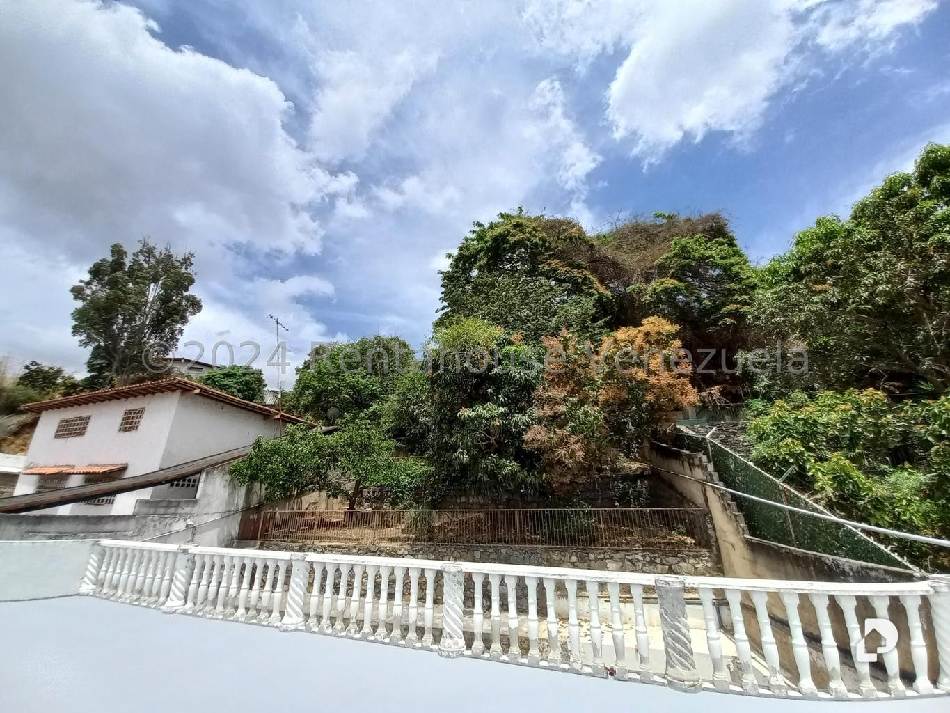 Casa en Prados del Este, Caracas – 49