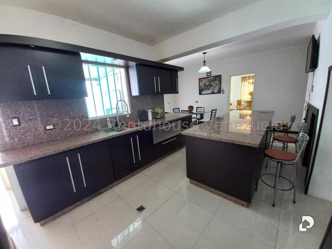 Casa en Prados del Este, Caracas – 17