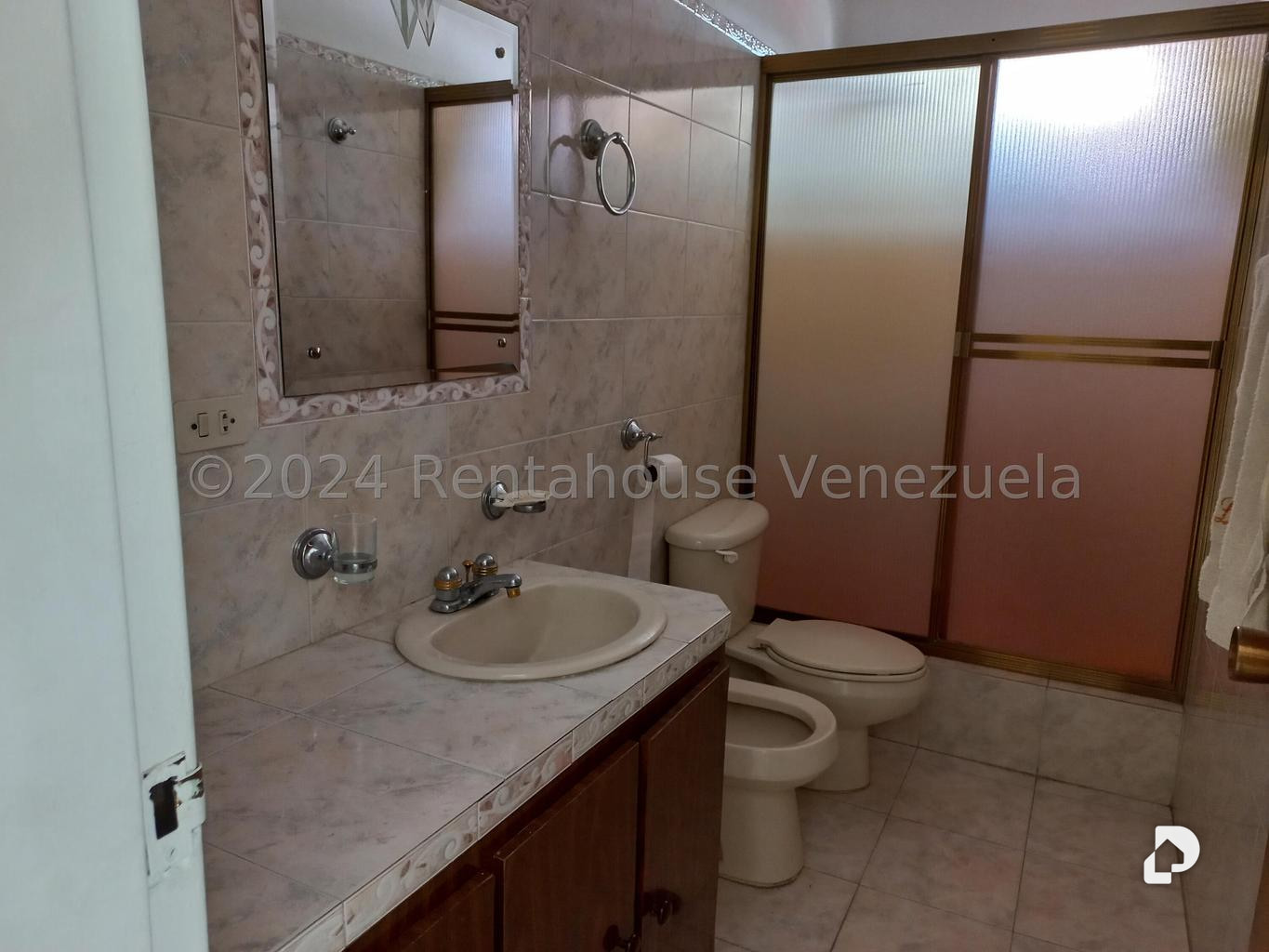 Casa en Prados del Este, Caracas – 34
